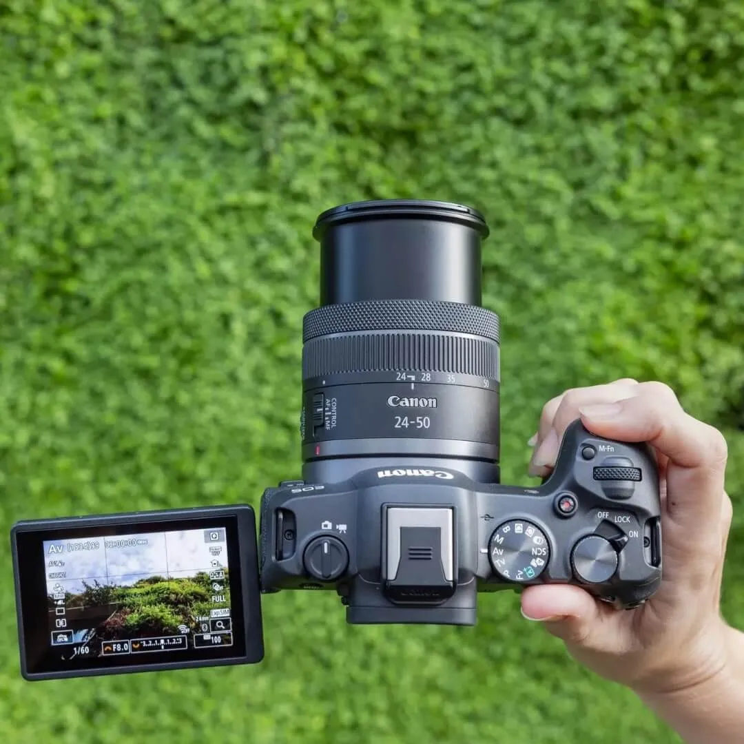 Canon EOS R8 camera - Image 5