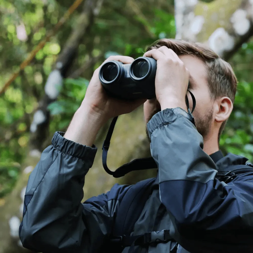 Canon 10x32 IS binoculars - Image 2