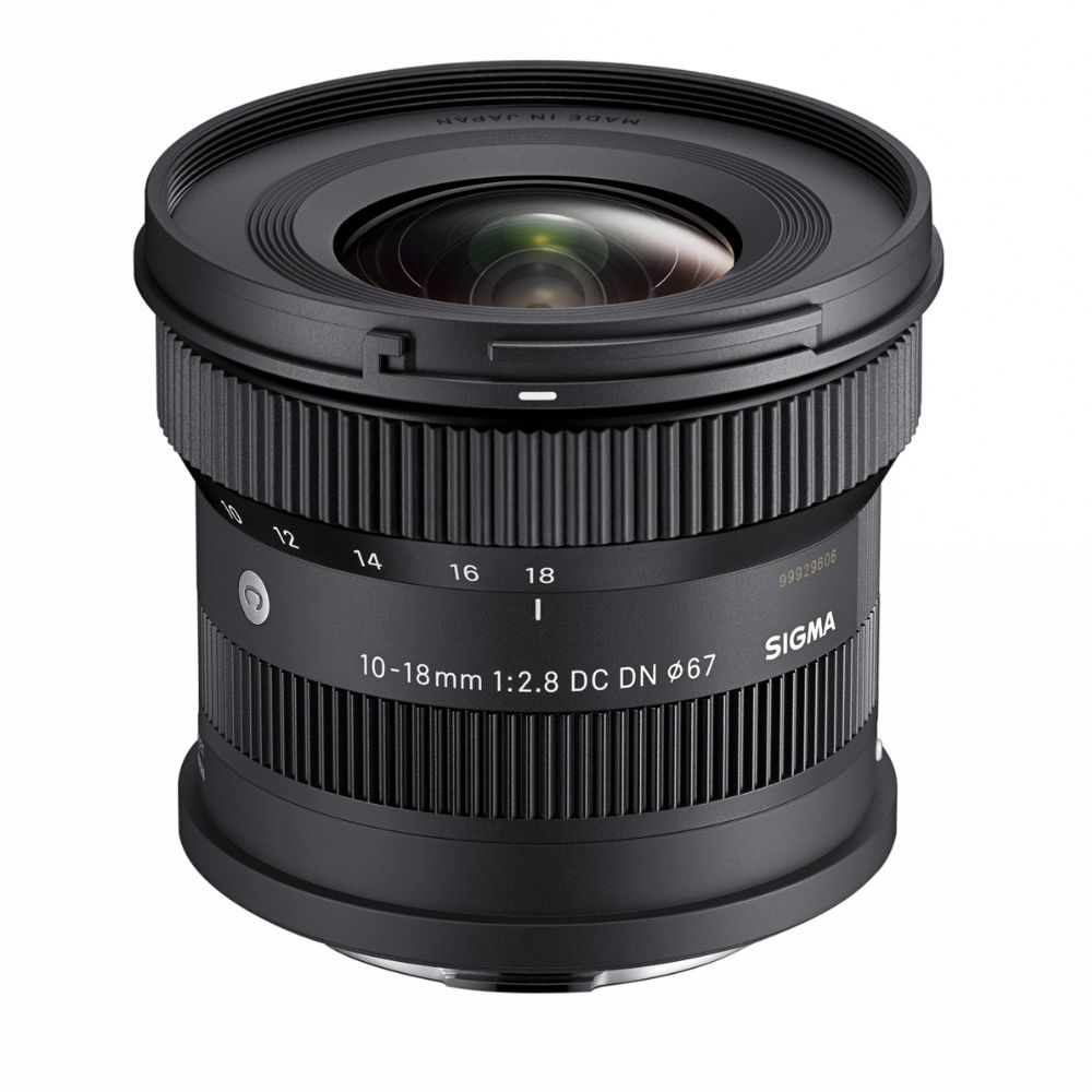 Sigma 10-18mm F2.8 DC DN lens